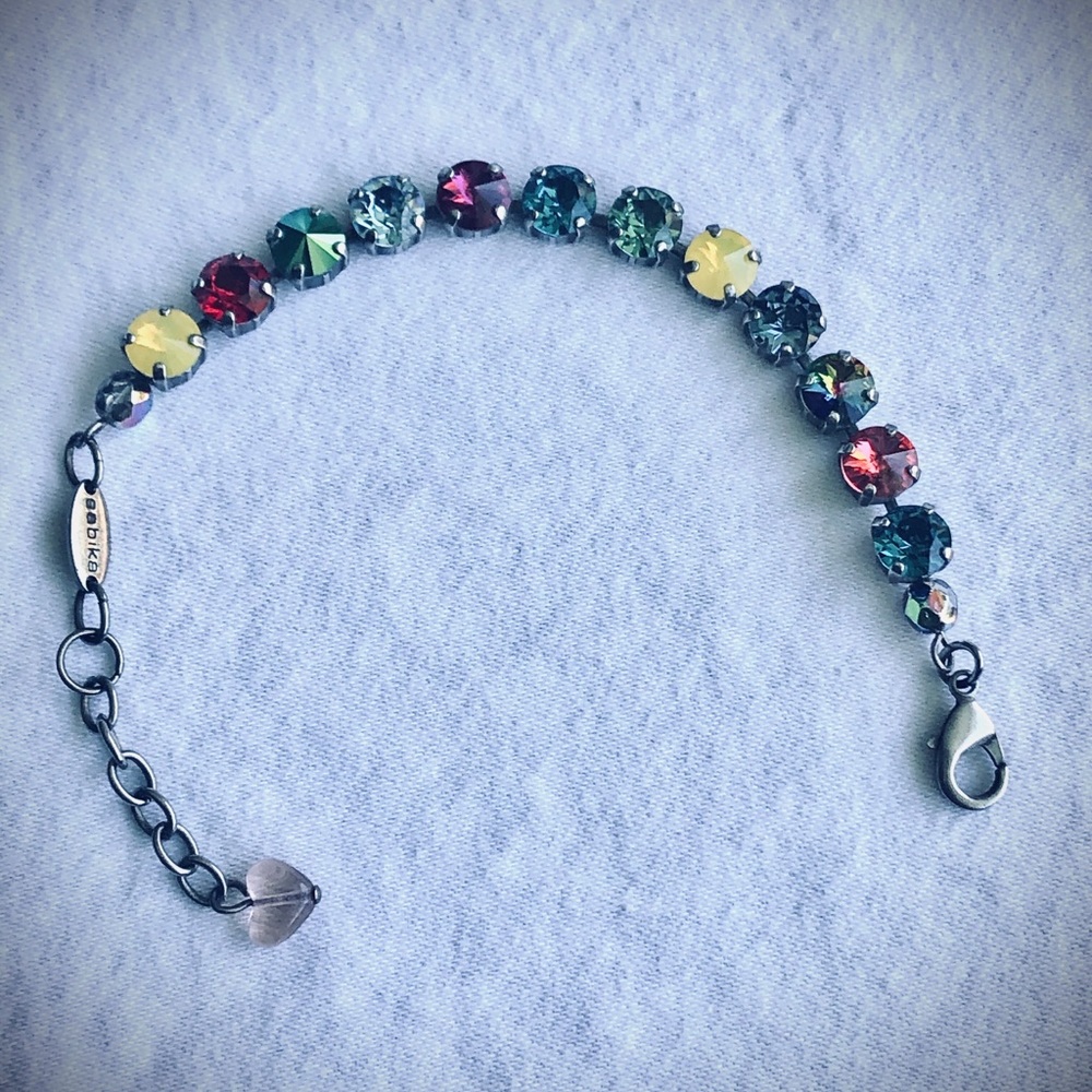 Sabika 2017 Grand Parlors fun size bracelet